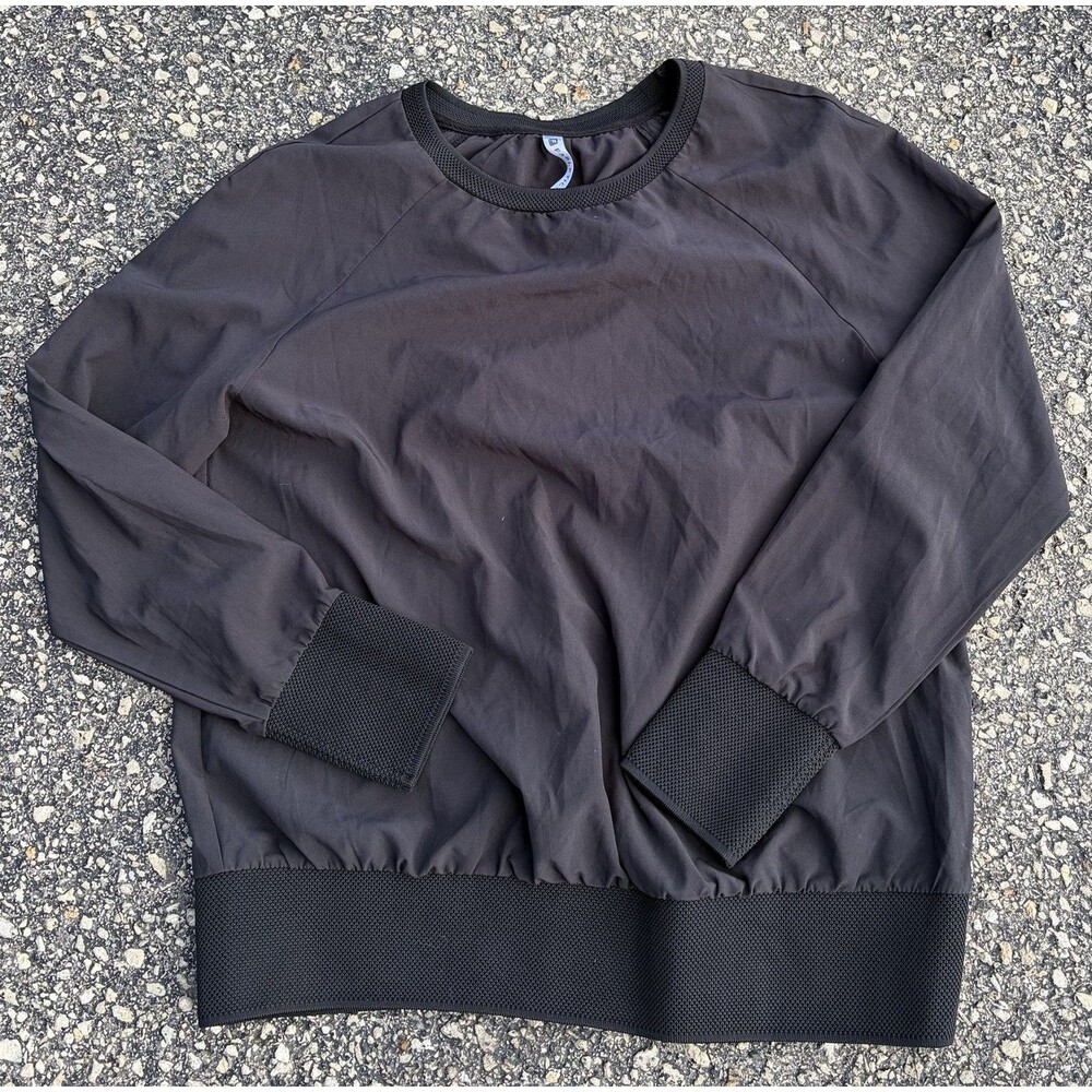 Women's Fabletics Black Crewneck Long Sleeve Pullover Windbreaker, Small
